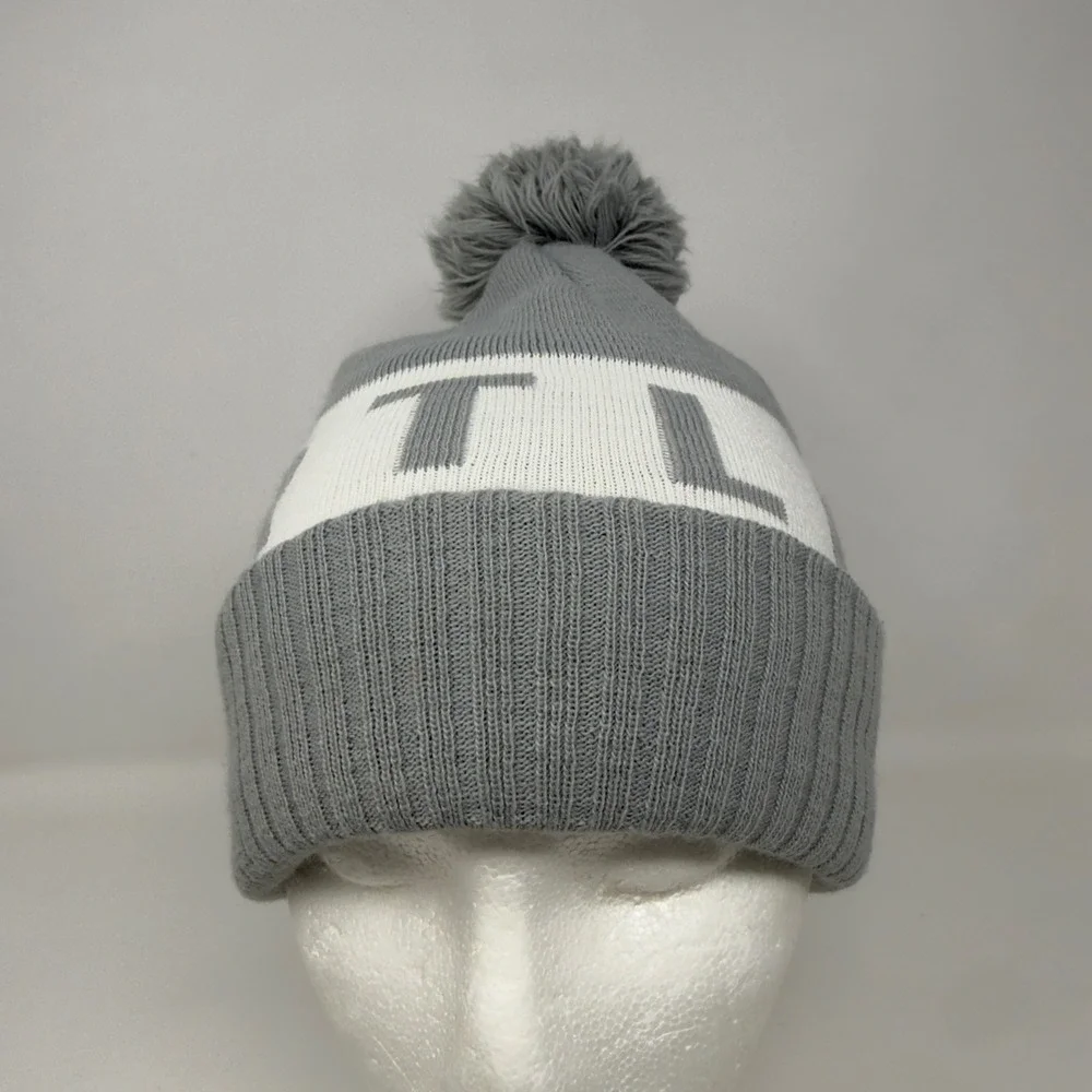 Portland Gear‎ Block Lettering Portland Spell Out Pom Pom Beanie Hat Gray White